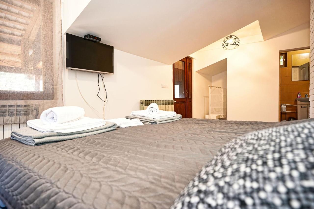 Zmaj Ognjeni Etno Concept Apartment Kupinovo ภายนอก รูปภาพ
